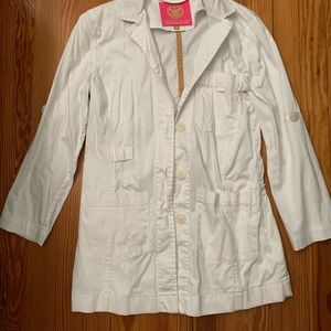 White lab coat